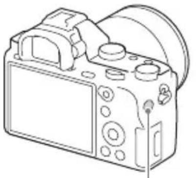 SONY Alpha ILCE7M2K - Appuyez sur le bouton MOVIE pour lancer l'enregistrement. - 1