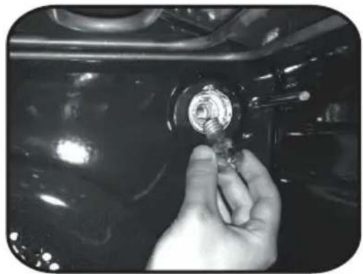 HOOVER HOZ7173WI WFE - SOSTITUZIONEDELLALAMPADINA - 2