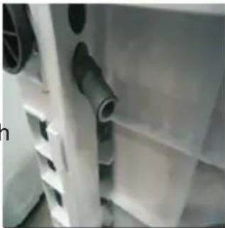 HOOVER DNC D913BXS - Bitdas Kondenswasserablaufsetwie Folgt Montieren: - 4