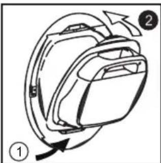 HOOVER DNC D913BXS - Om Het Reservoir Te Verwijderen - 3