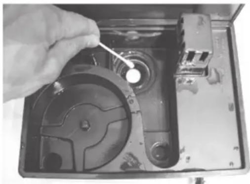 Klarstein 10021651 - How to clean the transducer: - 1