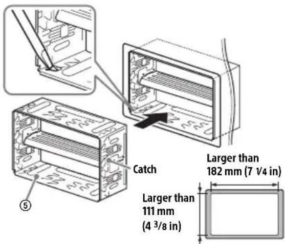 Catch Larger than 182 mm (7 1/4 in) Larger than 111 mm (4 3/8 in)