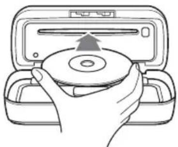 SONY CDXHS70MS - Introduccion del disco en la unidad - 2