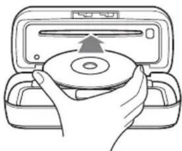 SONY CDXHS70MS - De disc in het apparaatplaatsen - 2