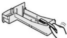 SHARP KC930EUW - Rinse the inside of the Humidifying Tray with lukewarm water to remove impurities. - 1