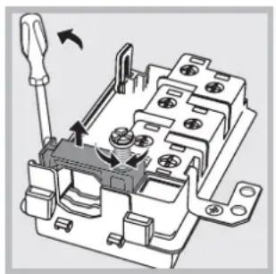 INDESIT FIE 53 K.B IX TD - Fitting the power supply cable - 2
