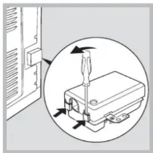 INDESIT FIE 53 K.B IX TD - Montaje del cable de alimentacion eletrica - 1