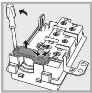 INDESIT FIMS 51 K.A (WH) AUS - Montaje del cable de alimentacion eletrica - 2