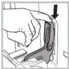 SCHOLTES SCHO 103E P (BK) - Per smontare la porta con le cerniere soft closing\*: - 6