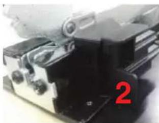 BLAUPUNKT 5B36N 0250 - Instrucciones para sustituir la cubierta del marco de la puerta y los soportes giratorios - 21