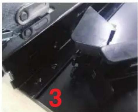 BLAUPUNKT 5B36N 0250 - Upute za ugradnjuPokrova okvira vrata i sklapanje rotirajućeg nosača - 20