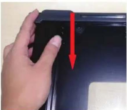 BLAUPUNKT 5B36N 0250 - Instrucciones para sustituir la cubierta del marco de la puerta y los soportes giratorios - 24
