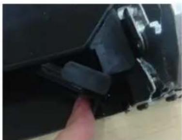 BLAUPUNKT 5B36N 0250 - Instructions d'installation de la bande de recouvrement de la porte et de l'ensemble du support rotatif - 13