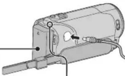 JVC Everio GZE200WE - Laden des Akkus - 4