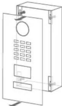 DoorBird D2103V - DESMONTAJE DE LA PLACAFRONTAL - 3
