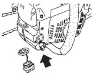 Tanaka TCS 40EA - Nettoyage du filtré à huile de chaine (Fig. 38) - 1