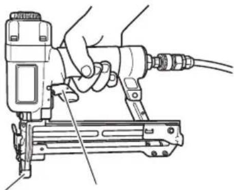 HITACHI N3804AB2 - ADVERTENCIA - 2