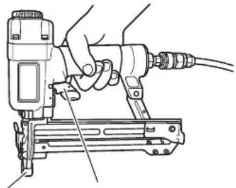 HITACHI N3804AB2 - ⚠ AVERTISSEMENT - 2