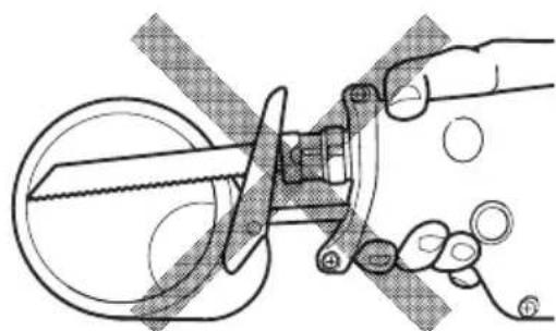 HITACHI CR 13VA - PRECAUCION - 2