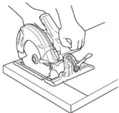 HITACHI C 7SB3 - ADVERTENCIA: - 2