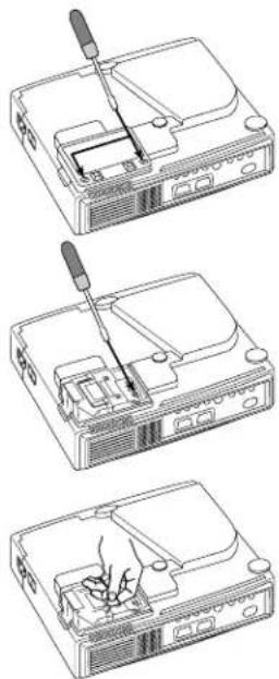 HITACHI CPX275W - Utskifting av lampen - 1