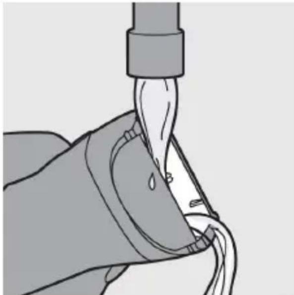 GRUNDIG Selection LS 7140 - Cleaning the shaving head - 3