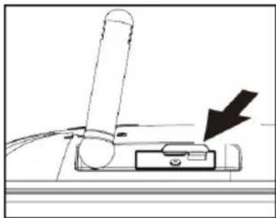INTENSO Media Talent - Please pay ABSOLUTELY attention to insert the battery tray correctly. The wrong insertion can cause short-circuit and damage the device. - 2