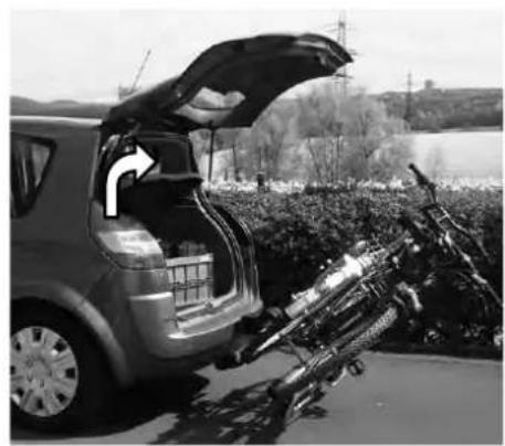 Eufab Jake Black - Abklappen des Fahrradträgers - 2