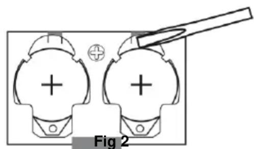 Mx Onda MXPC2104 - PLACEMENT AND REPLACEMENT OF BATTERIES - 1