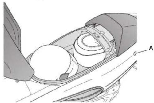 MALAGUTI Phantom Max 125 - VANO CASCO - 2