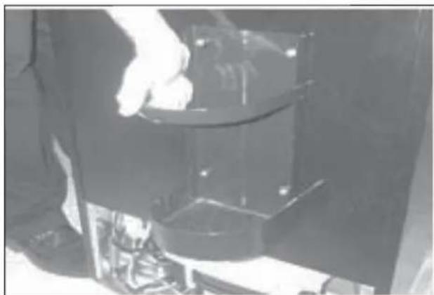 DANBY DKC054A1BSLDB - Installation of CO_2 Cylinder Support - 1