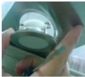 PKM 904090W - Replacing of the illuminant - 1