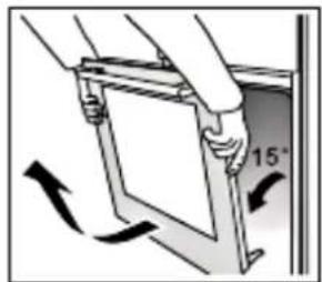 PKM F72 - Entnahme der Ofentür - 2