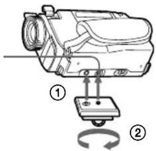 SONY VCLFS2K - Installation du caméscope sur le socle - 2