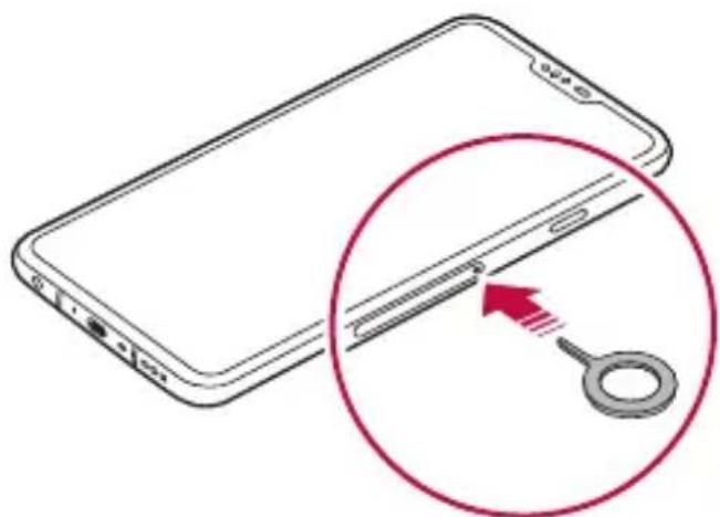 LG LMV500EM - Installing the SIM card - 2