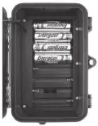 BUSHNELL Trophy Cam 119576 - Mise en place des piles - 1