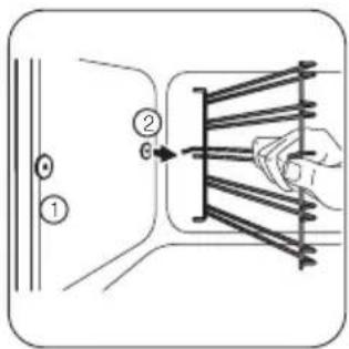 FAURE FOB25601WK - Retrait des supports de grille - 2