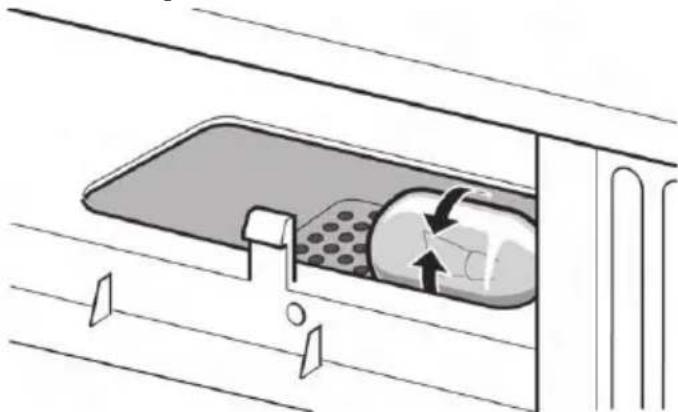 Furrion FMCM15BL - Remplacement de la lumière du four - 2