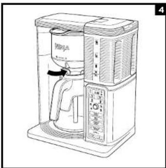 NINJA CM401 - UTILISER LE PANIER A INFUSION - 4