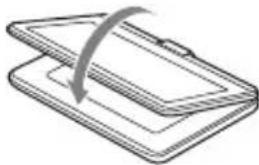 SONY BDPSX910 - Faire pivoter et rabattre le panneau ACL - 2