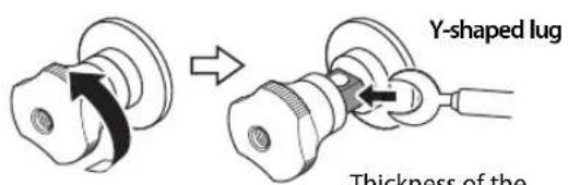 YAMAHA AS3200 - 1Unscrew the knob, and then sandwich the Y-shaped lug between the ring part and base of the terminal. - 1