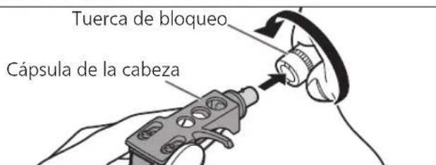 TECHNICS EAHT700 - Monte la capsa de la cabeza con el cartucho en el brazo sonoro. Mantenga la capsa de la cabeza horizontal y apriete la tuerca de bloqueo. - 1