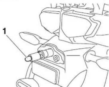YAMAHA XT1200ZE (2015) - Remplacement d'une ampoule d'éclairage de la plaque d'immatriculation - 3