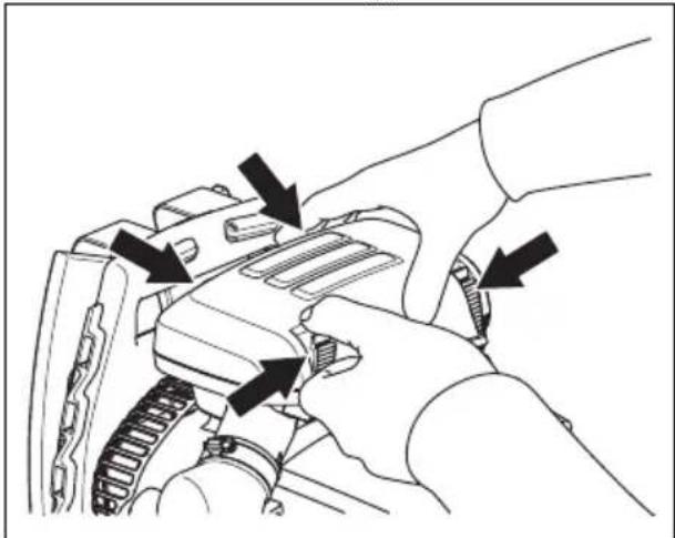 HUSQVARNA 360BT - Aplikácia oleja na penovy vzduchovy filter (360BT) - 4