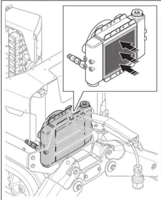 HUSQVARNA TC 130 - So reinigen Sie den Hydraulikolkuhler (DXR 95) - 2