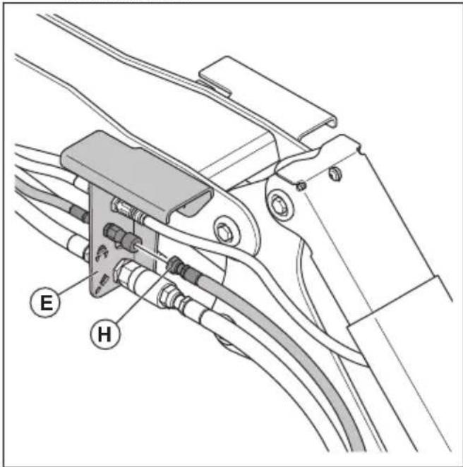 HUSQVARNA TC 130 - Installation et retrait des outils sur le produit (DXR 95) - 17