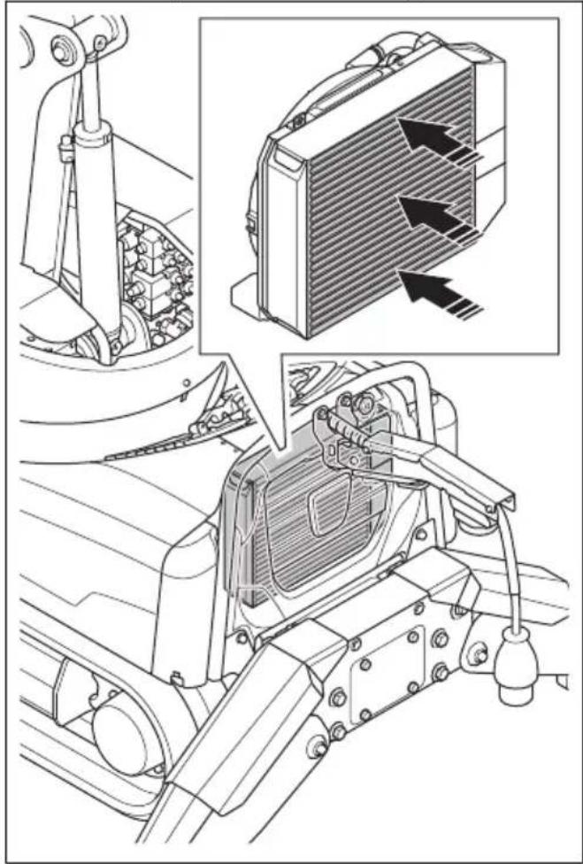 HUSQVARNA TC 130 - To clean the hydraulic oil cooler (DXR 145) - 2