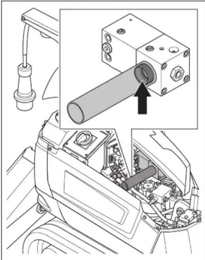 HUSQVARNA TC 130 - Contrôle de la quantité de graisse dans la cartouche de graisse de la pompe de graissage du marteau (DXR 275, DXR 305, DXR 315) - 1