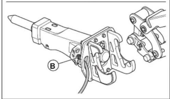 HUSQVARNA TC 130 - So montieren und demontieren Sie die Werkzeuge am Gerät (DXR 145, DXR 275, DXR 305, DXR 315) - 4