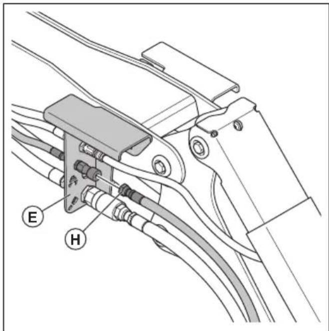 HUSQVARNA TC 130 - So montieren und demontieren Sie die Werkzeuge am Gerät (DXR 145, DXR 275, DXR 305, DXR 315) - 11
